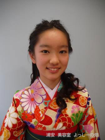 卒業式・卒園式で袴を着付けた髪型・ヘアアレンジ